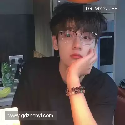 卫雨弘
